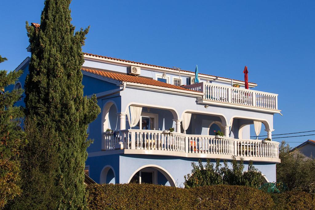 Apartments Juras Brzac Exterior photo