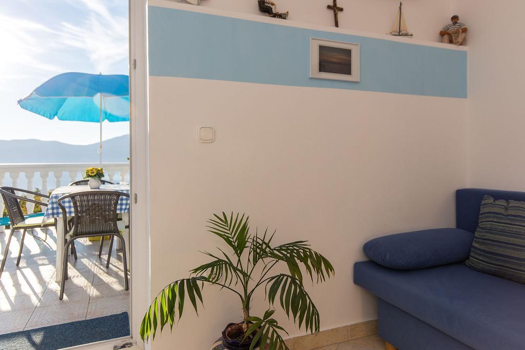 Apartments Juras Brzac Exterior photo